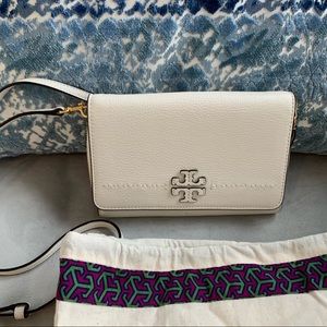 Tory Burch McGraw Leather Crossbody Wallet